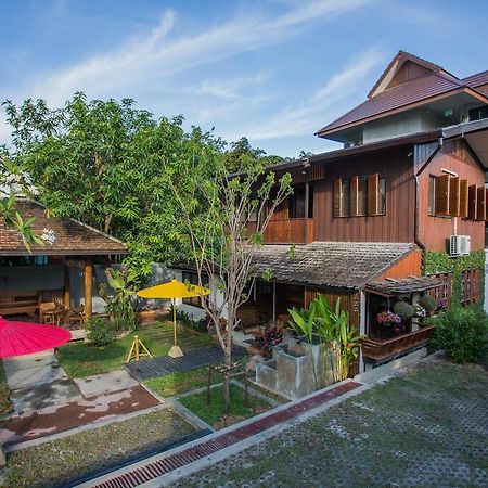 Werun Boutique Hometel Chiang Mai Exteriör bild